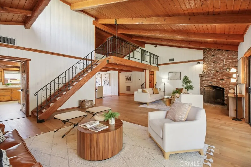 9 Moccasin Lane, Rolling Hills Estates, California 90274 home-pic-2